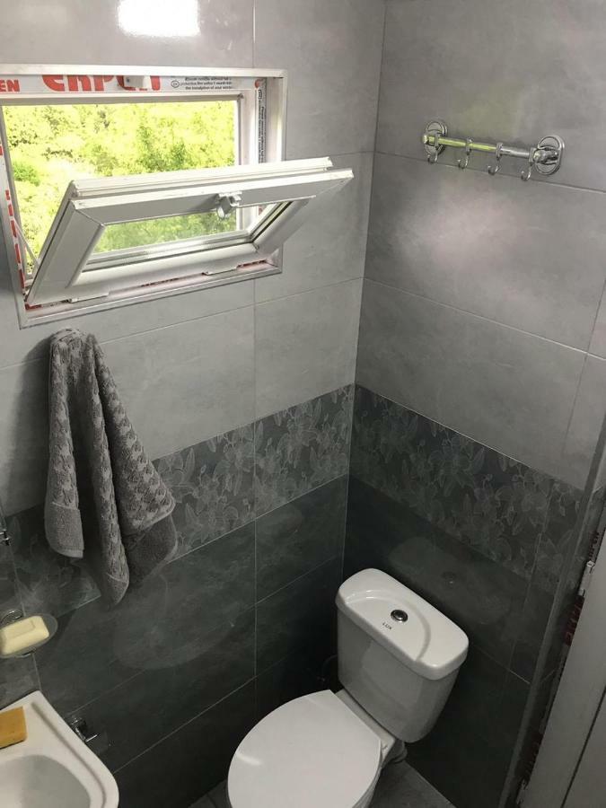 Дом для отпуска Ana House Махинджаури Экстерьер фото